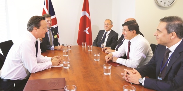 Üçlü mekanizmaya yeşil ışık