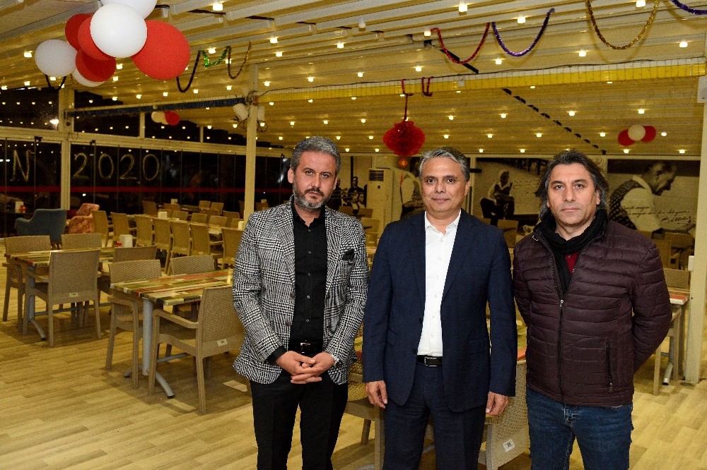 Ücretsiz yemek için öğrenci kimliği yeterli olacak 