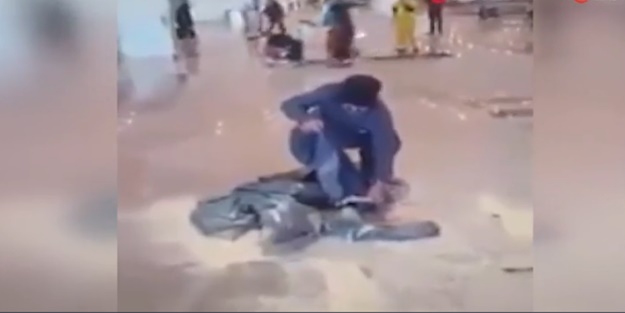 Uçuşu iptal olan bakandan görülmemiş tepki!