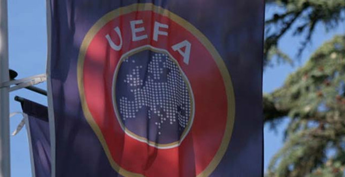 UEFA: İstanbul'daki saldırı sonrası EURO 2016'da saygı duruşu yapılmayacak