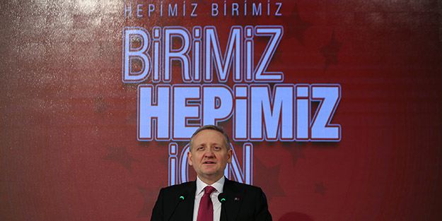 UEFA maçı öncesi Göksel Gümüşdağ'dan anlamlı hareket