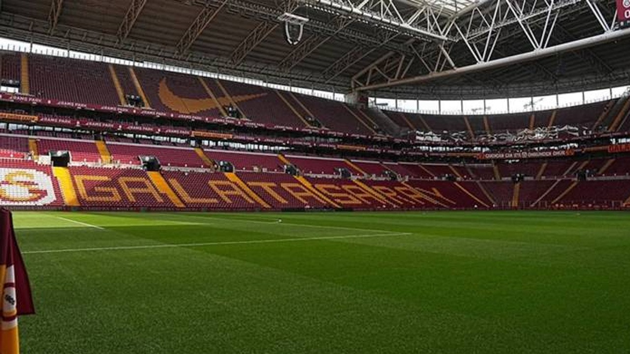 UEFA uyardı! Galatasaray'da değişiklik başladı