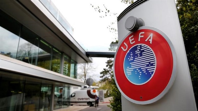 UEFA'dan Beşiktaş ve Trabzonspor'a kötü haber