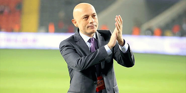 UEFA'dan Cüneyt Çakır'a görev