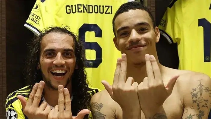 UEFA'dan Fenerbahçe'yi futbolcuya soruşturma başlatılmıştı! Artık oynayamayacak