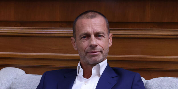 UEFA'dan sürpriz Suudi Arabistan ve Şampiyonlar Ligi kararı verildi: Özel bir kart ile satın alma!