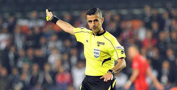 UEFA'dan Türk hakem Kalkavan'a görev