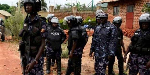 Ugandalı bir grup Müslüman, polis tarafından katledildi!