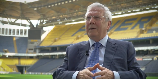 Uğur Dündar yıllar önce yaptığı 'jesti' reklam aracı olarak kullandı!