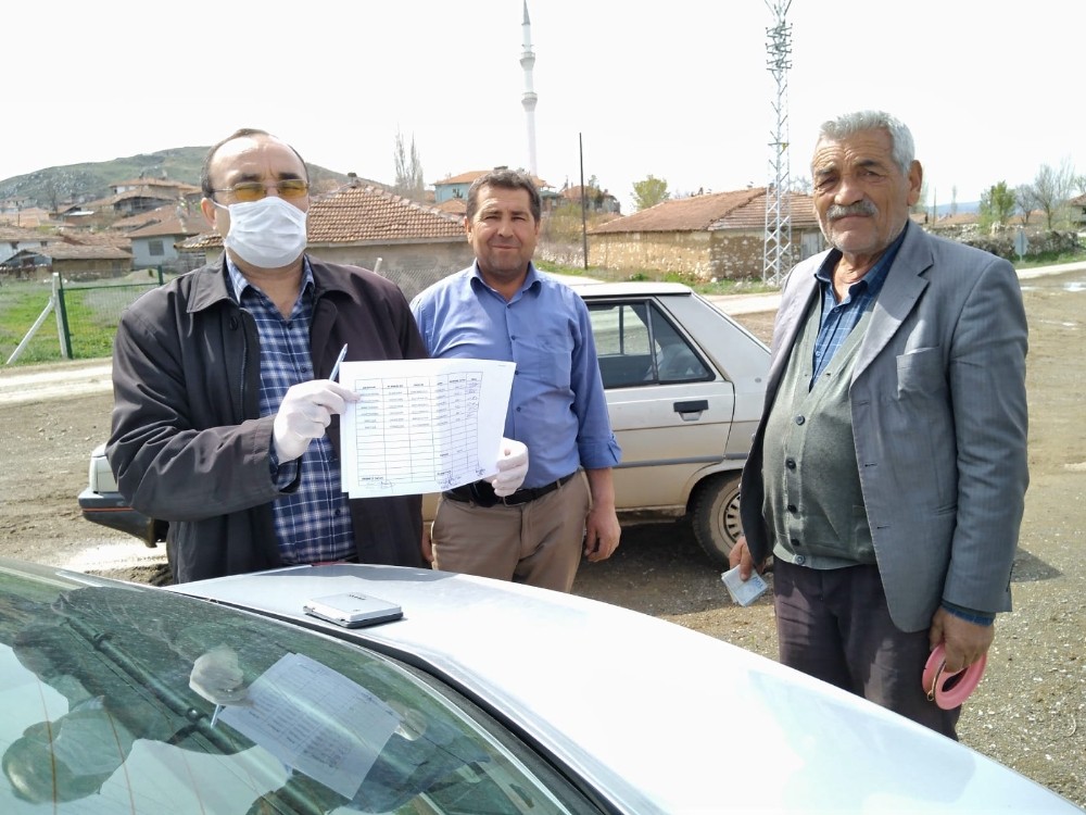 Uğurludağ’da 65 yaş üstü vatandaşlara evlerinde maaş ödemesi 