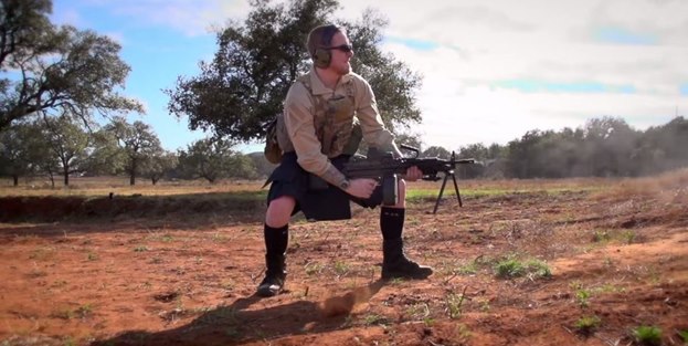 Ukrayna askerleri etek mi giyecek?