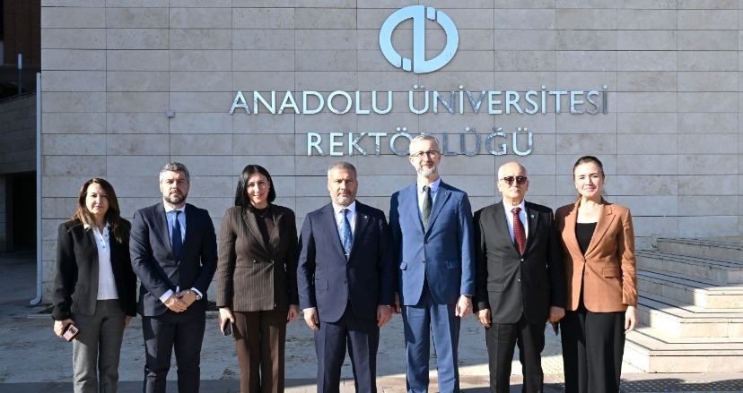 Ukrayna Büyükelçisi Celal’den Anadolu Üniversitesine ziyaret