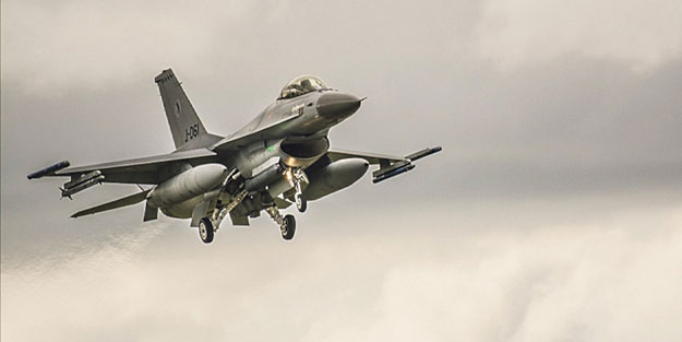 Ukrayna F-16'lar için tarihi açıkladı