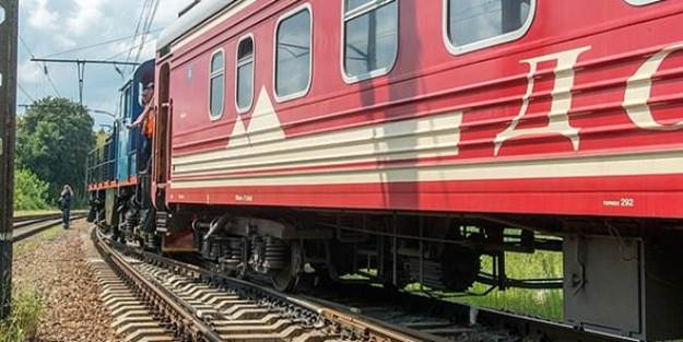 Ukrayna Kırım'a demiryolu ulaşımını durdurdu