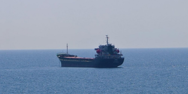 Ukrayna limanlarından 3 gemi daha hareket etti