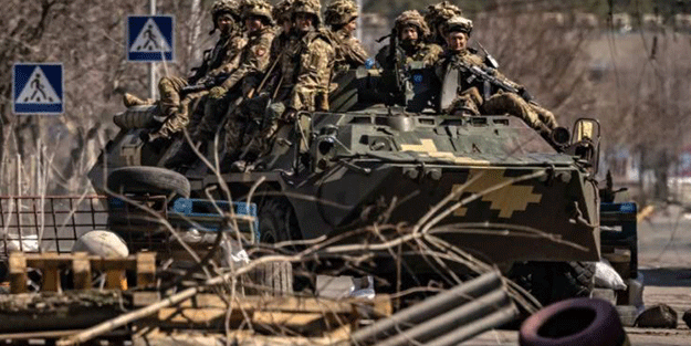 Ukrayna: Rus ordusu 29 bin 50 askerini, 1285 tankını kaybetti