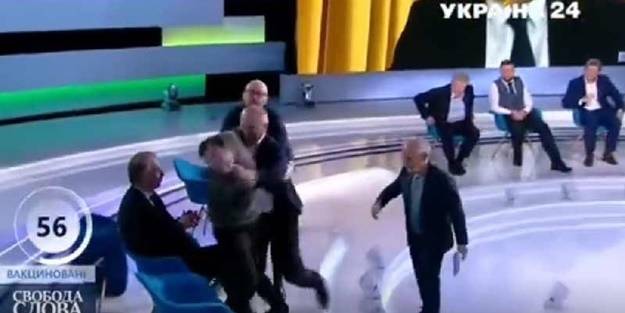 Ukrayna-Rusya krizi TV'ye sıçradı! Yumruklar konuştu