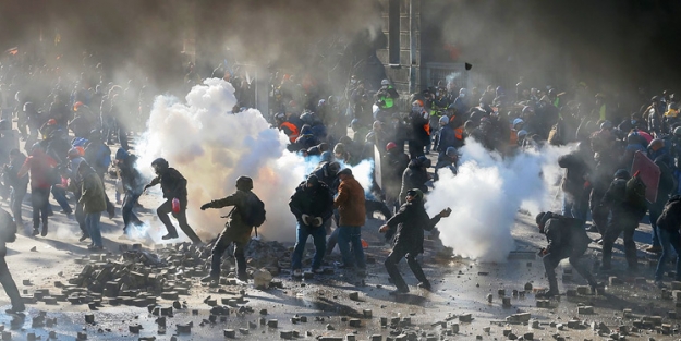 Ukrayna yine karıştı