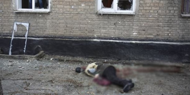 Ukrayna'da cesetler arasında yaşam