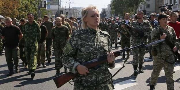 Ukrayna'da kadın askerler krize neden oldu! Ülke bunu konuşuyor