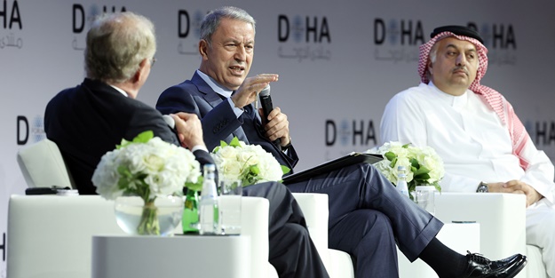 Ukrayna'da kalan Türk uçaklarıyla ilgili Bakan Hulusi Akar'dan açıklama