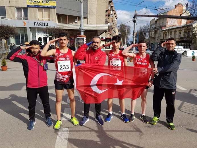 Ukrayna’dan dereceyle döndüler 