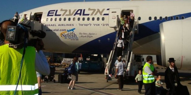 Ukraynalı 25 bin yahudi, Filsitinlilerin gasp edilen evlerine yerleştirildi!