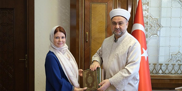 Ukraynalı kadın Müslüman oldu