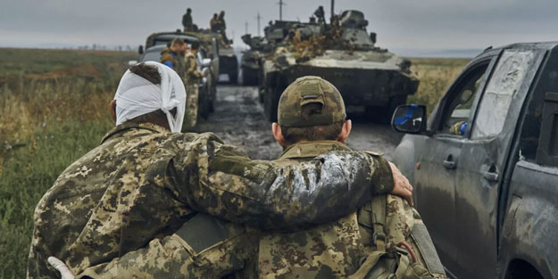 Ukrayna'nın nefesi kesildi! Rusya'yla savaşta askeri operasyonlarını durdurdular