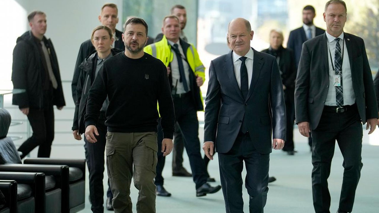  Almanya'dan Ukrayna'ya 1,4 milyar euroluk yeni askeri yardım paketi! 3 ülke: Zelenski destek arayışında