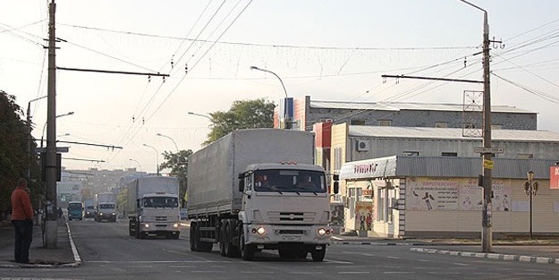 Ukrayna'ya giren konvoyda silah bulundu