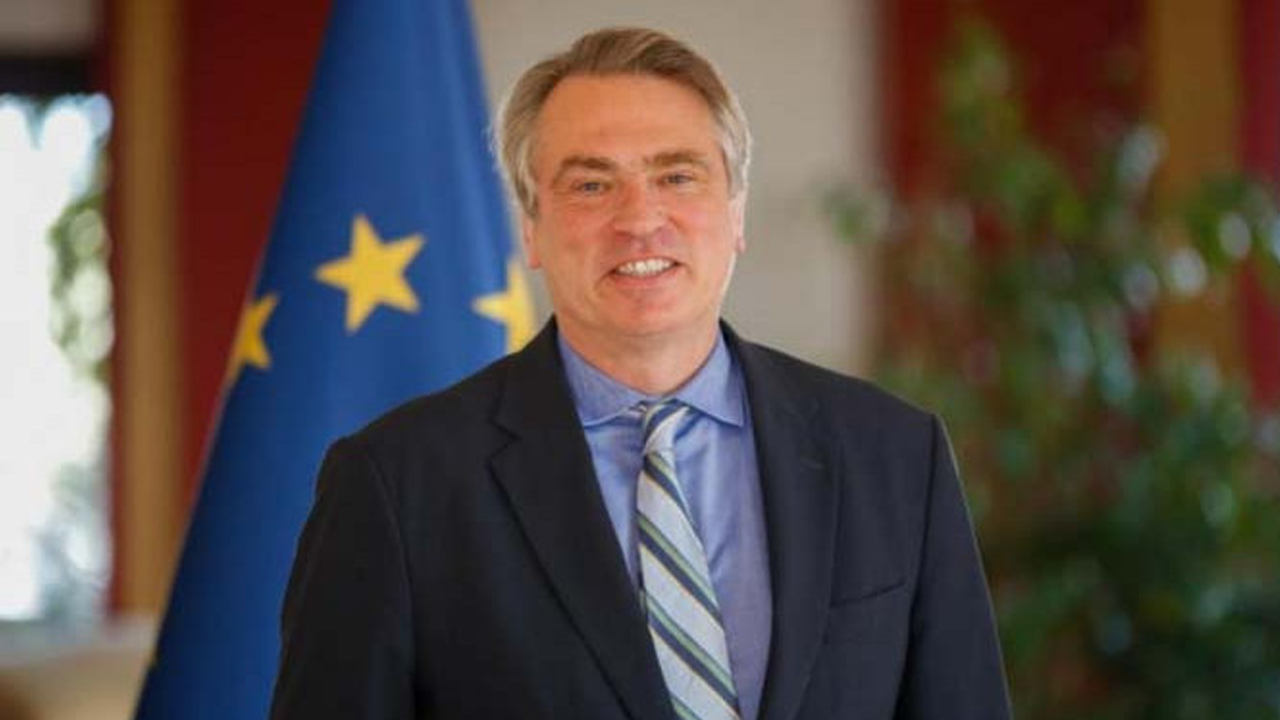 'Ukrayna'ya serbest, Türkiye'ye yok!'