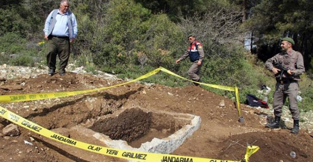 Ula’da antik mezar bulundu