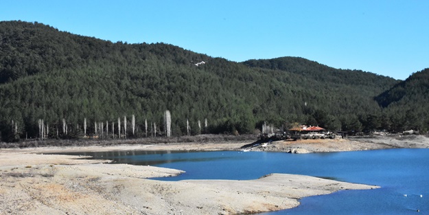 Ula Göleti'nde su seviyesinde düşüş