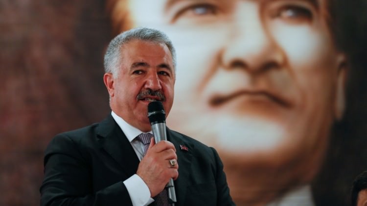 Ulaştırma, Denizcilik ve Haberleşme Bakanı Arslan: Yaptıklarımızdan rahatsız oluyorlar