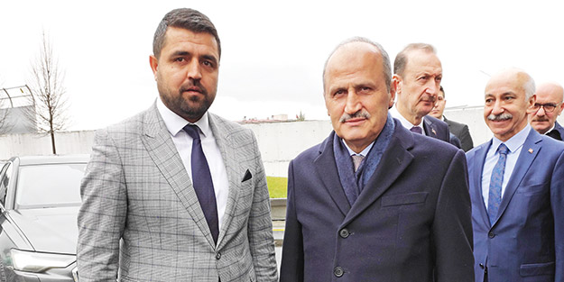 Ulaştırma ve Altyapı Bakanı Mehmet Cahit Turhan Yeni Akit’e konuştu: Havayollarımızı bir yılda 210 milyon kişinin kullanmasını sağladık