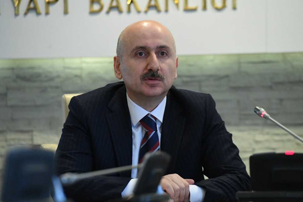 Ulaştırma ve Altyapı Bakanlığında devir teslim töreni yapıldı 