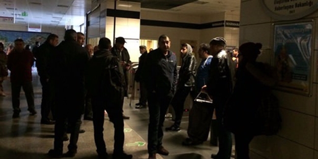 Ülke genelinde elektrikler kesildi!