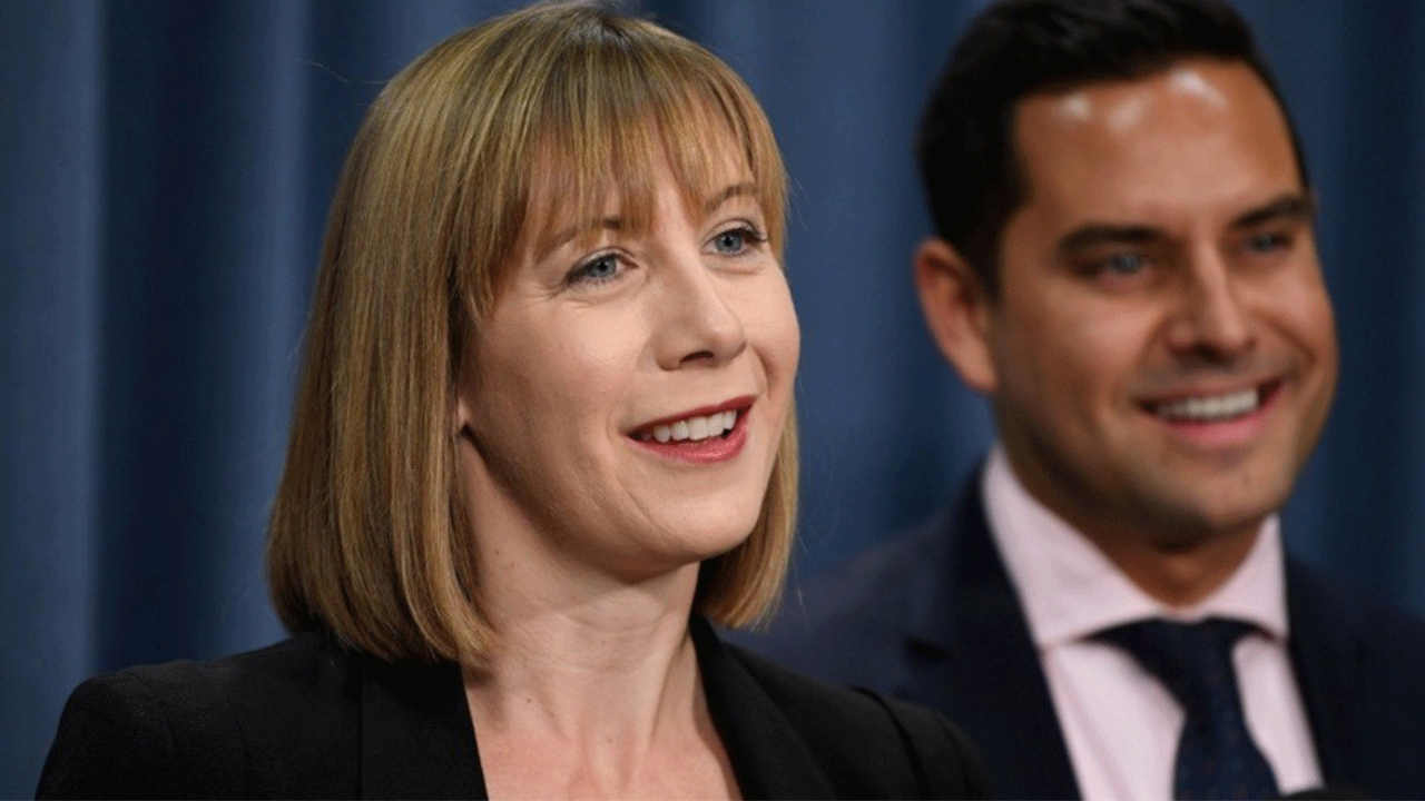 Ülke karışmıştı: İstifa etti!