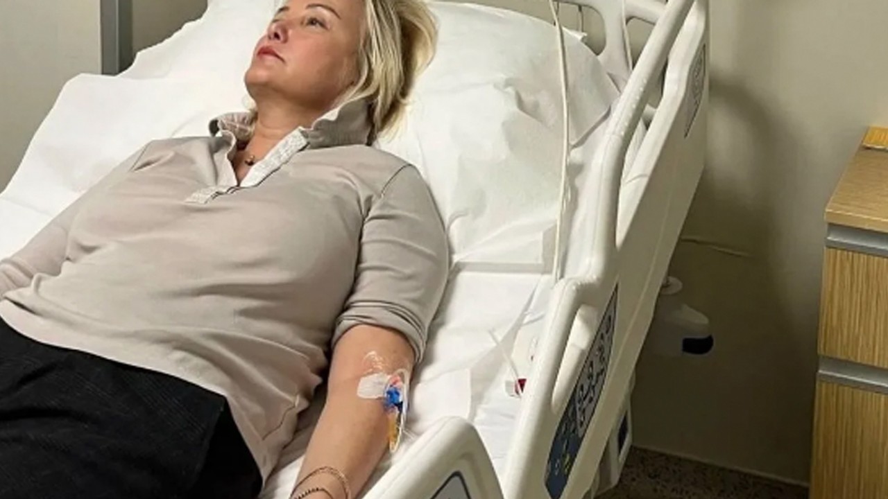 “Ülke porno kanalına döndü” diyenler “uçan kerhaneye” kör: Saraçhane Bülbülleri dut yemişe döndü