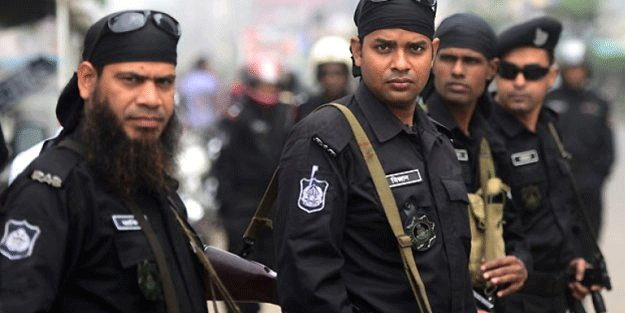 Ülke şokta! Polis, maaş artışı isteyen işçileri vurdu, 4 kişi öldü