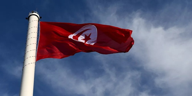 Ülkede Başkanlık Ofisi Müdürü'ne şüpheli zarf! Kısa süreli görme kaybı yaşadı