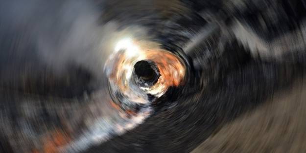 Ülkede helikopter düştü! Mürettabatın hepsi öldü