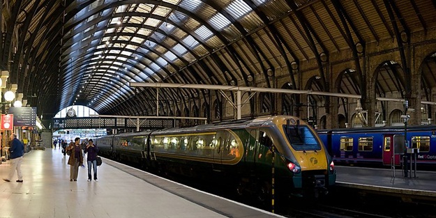 Ülkede şaşkına çeviren olay! Üzerine tükürülen kadın koronavirüsten öldü