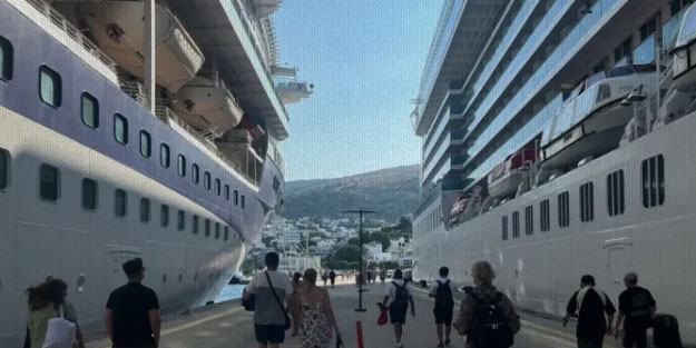 O ülkeden geliyorlar; Ege'nin serin suları tatilcilerin gözdesi