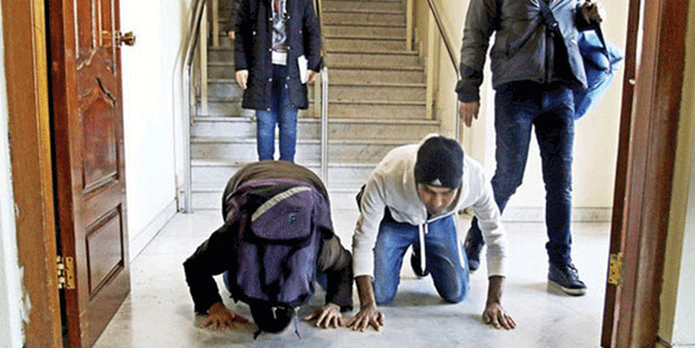 Ülkelerine döner dönmez yeri öptüler!