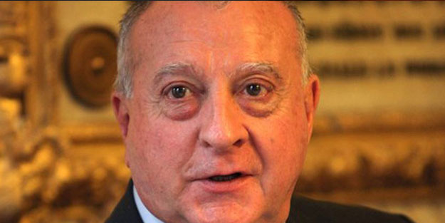 Ülkenin Cumhurbaşkanı’na tepki gösterdi! 'Hafter'i desteklemek saçmalık Türkiye'ye yaklaşmalıyız'