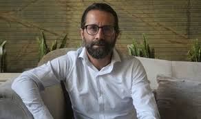 Ülkenin ne kadar psikopatı, sapığı, ruh hastası varsa hafta içi evlerimizde! Türlü türlü habisliklere şahit tutuluyoruz