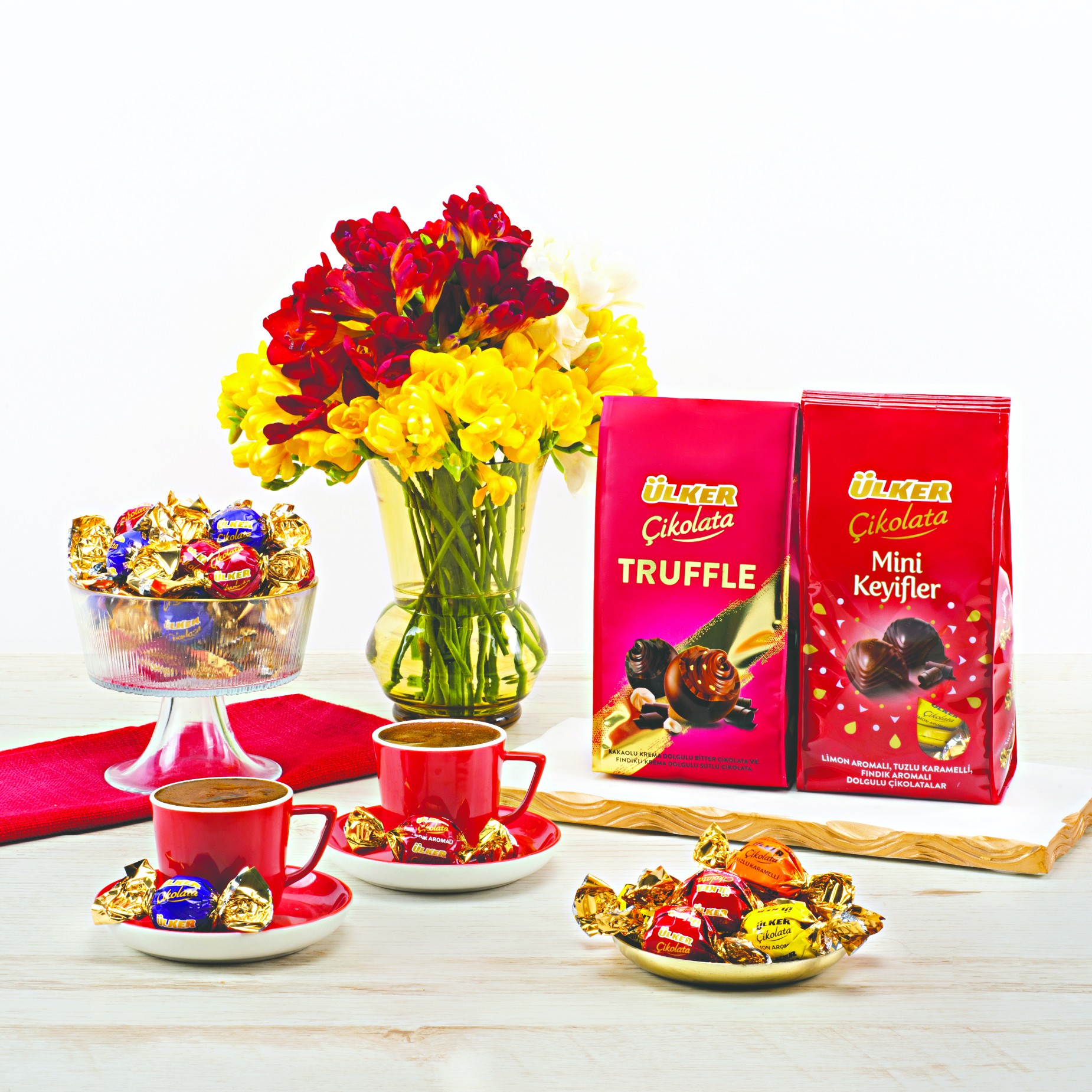 Ülker bayramda 55 ürün çeşidiyle evlere misafir olacak