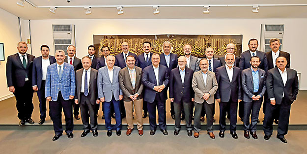 Ülker, STK temsilcilerini iftarda ağırladı